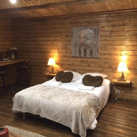 Gites Les Chalets Vezzani Spa Екстер'єр фото