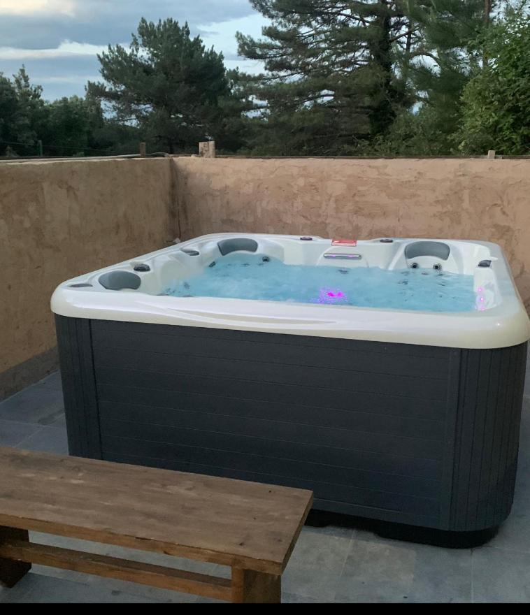 Gites Les Chalets Vezzani Spa Екстер'єр фото