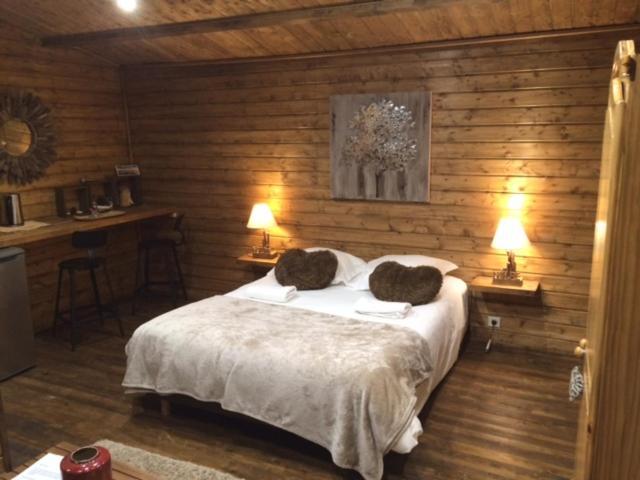 Gites Les Chalets Vezzani Spa Екстер'єр фото