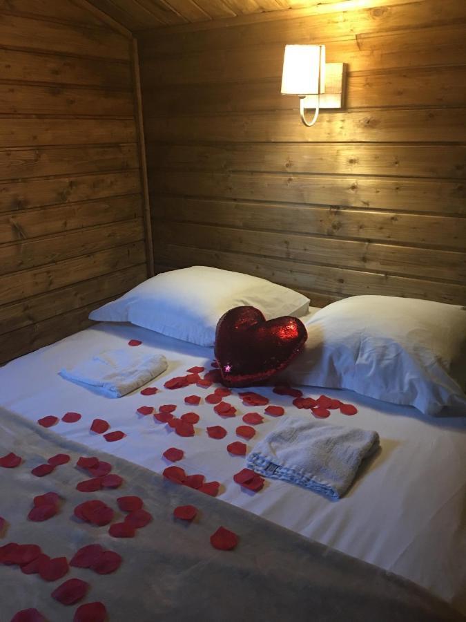 Gites Les Chalets Vezzani Spa Екстер'єр фото